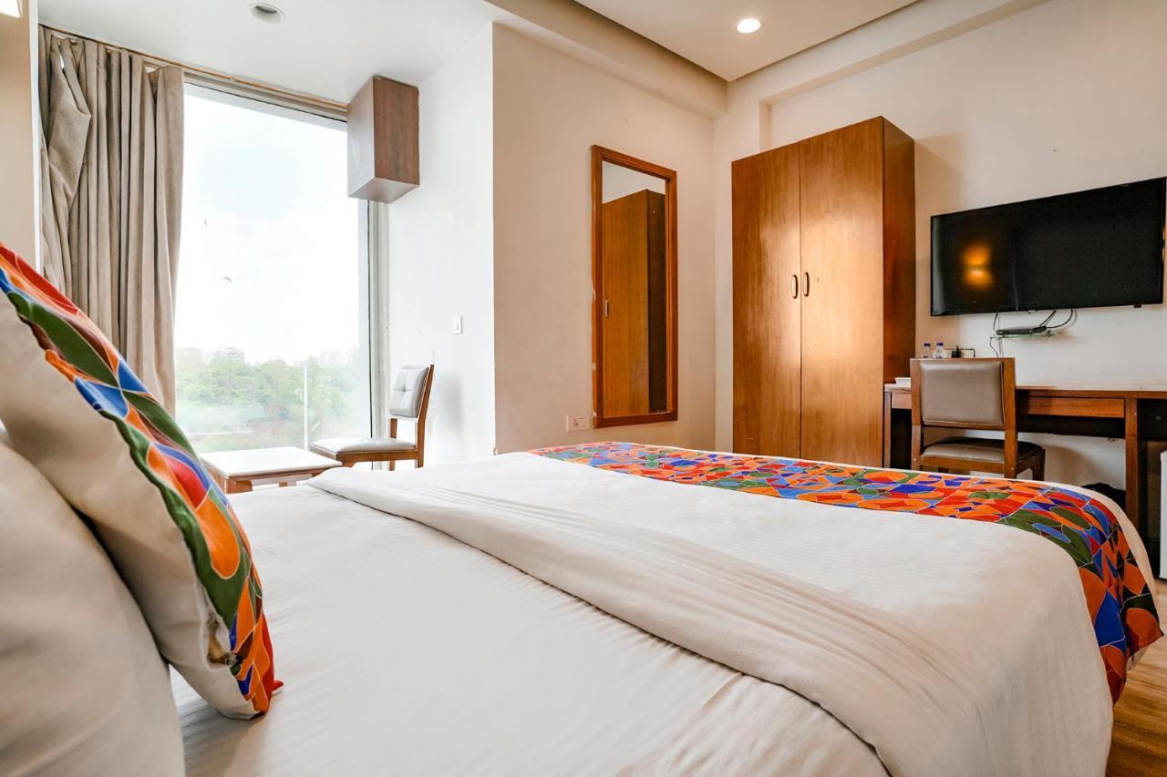 Fabhotel Kyra - Near Airport Road Ahmedabad Exterior photo